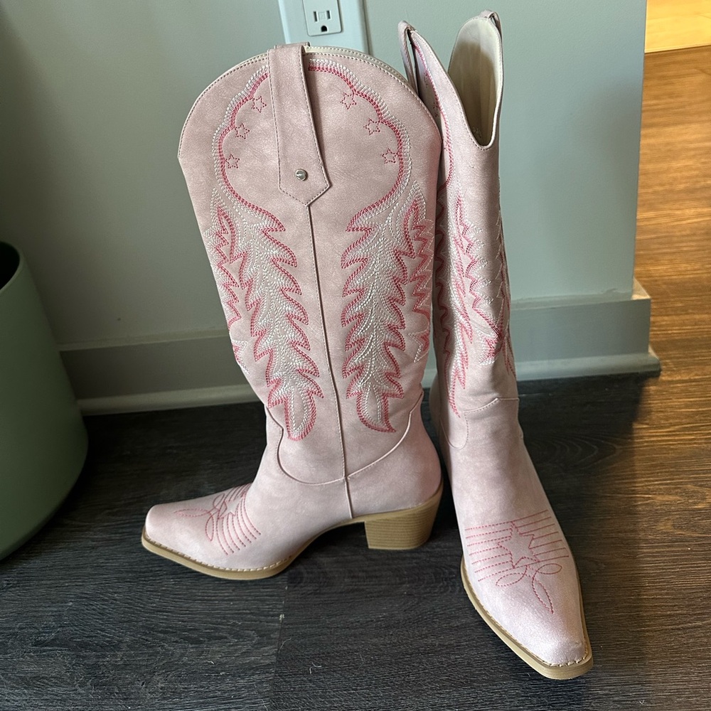 Wetkiss Pink Western Cowboy Boots
